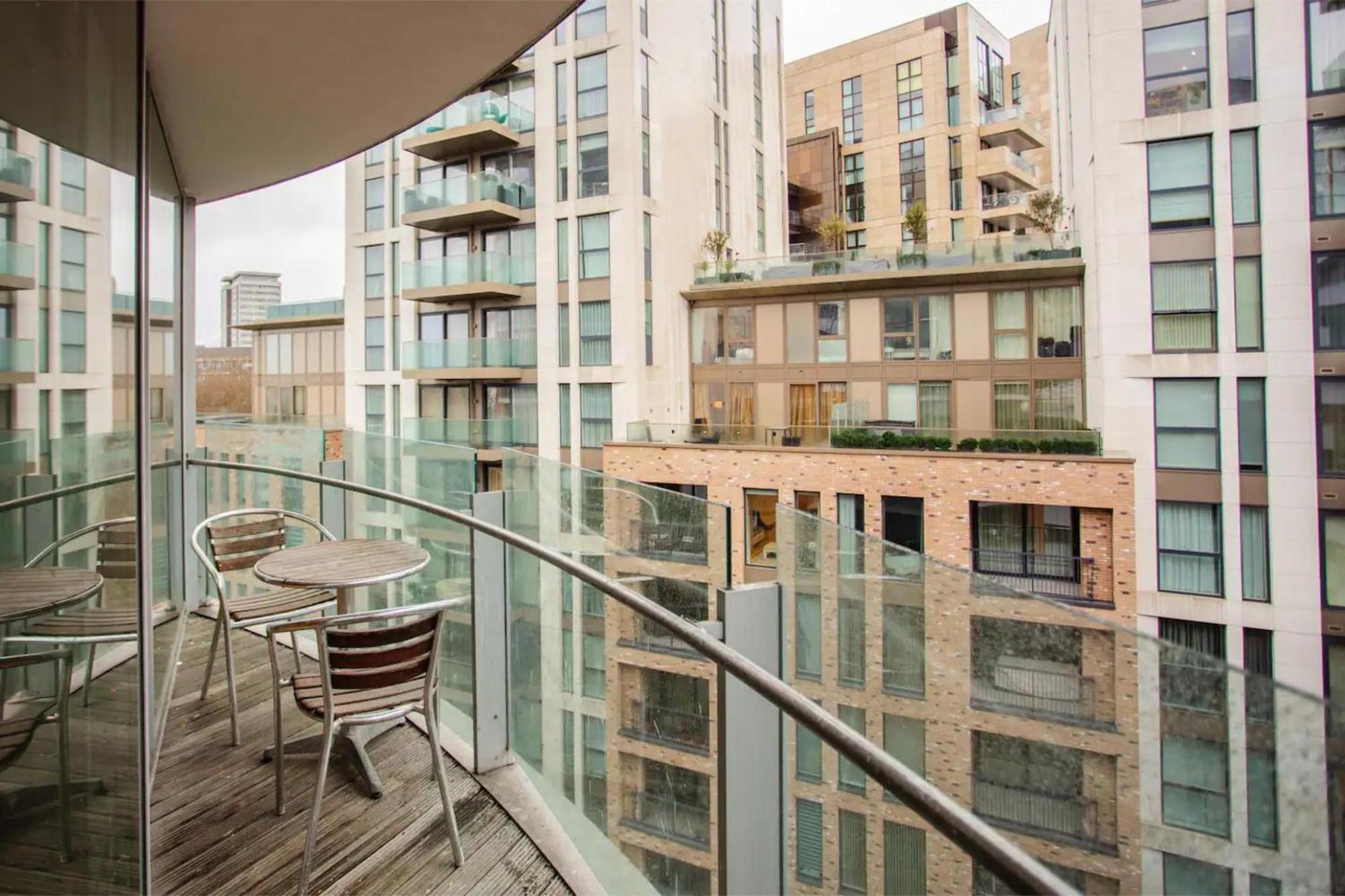 Modern 3 Bedroom Apartment In Paddington London Exteriör bild